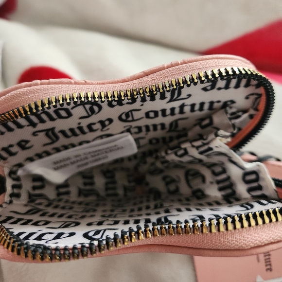 Juicy Couture Taffy Obsession Satchel and Heart-Shaped Bow Wallet - Picture 4 of 11